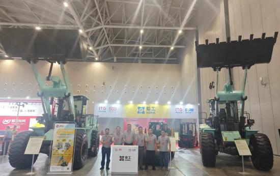 匠心智造 赋能转型！厦工新能源设备亮相2025佛山潭洲陶瓷展