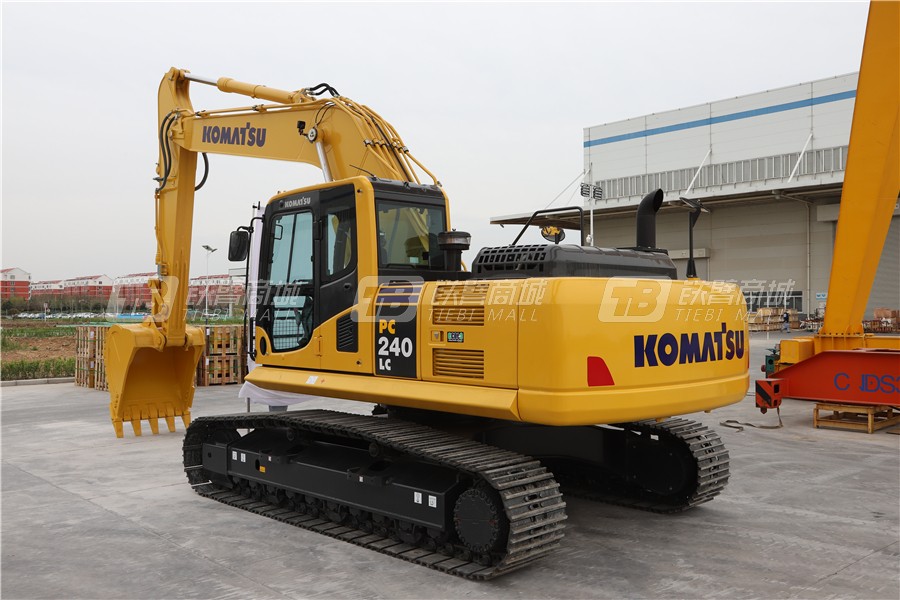 小松PC240LC-8M0液压挖掘机