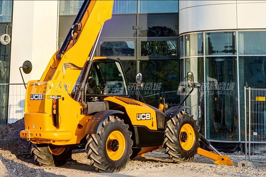 JCB540-170伸缩臂叉装机