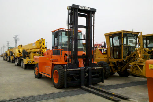 华南重工HNF150M矿山专用叉车