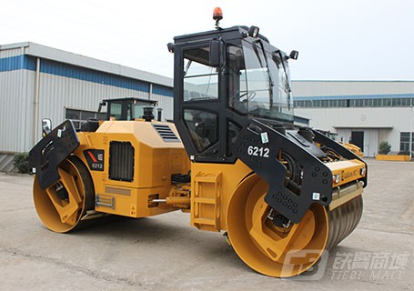 柳工CLG6212双钢轮压路机