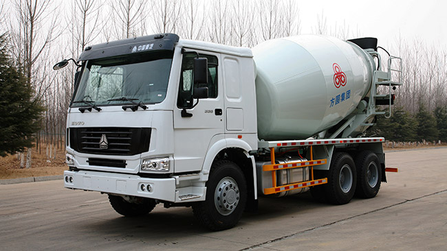 方圆FYG5257GJB混凝土搅拌运输车